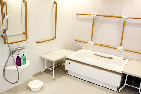 住宅型有料老人ホーム こもれび座間弐号館　浴室